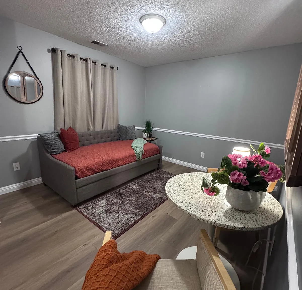 7640 Alexander Rd — Photo 2