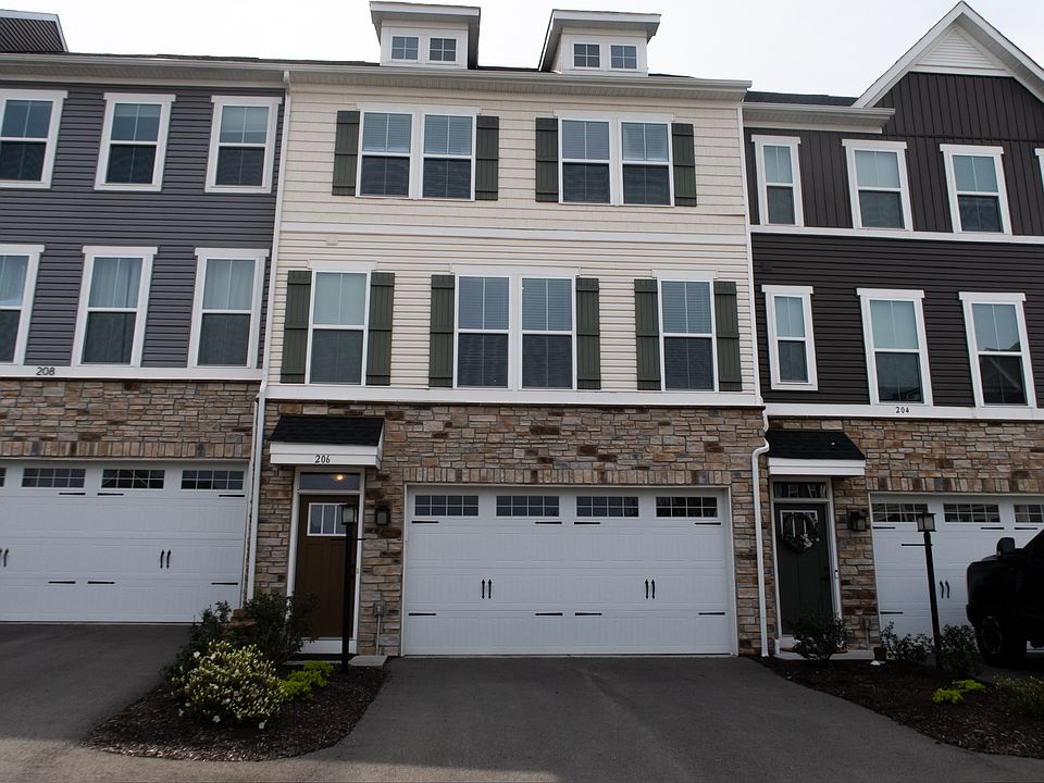 1st image of 206 Moyer Hill Dr