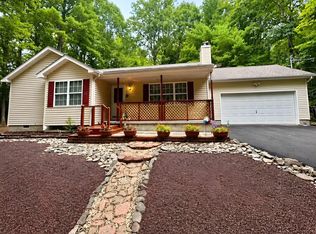 2733 Aspen Way, Saylorsburg, PA 18353