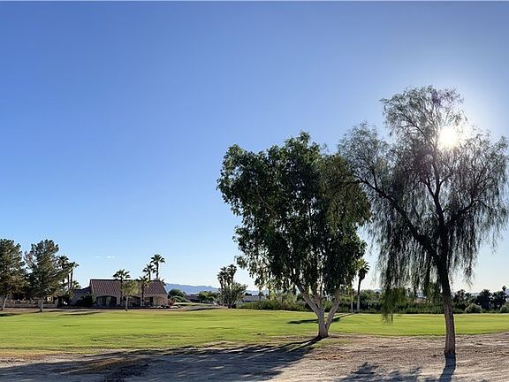 5th image of 1936 E Desert Greens Drive