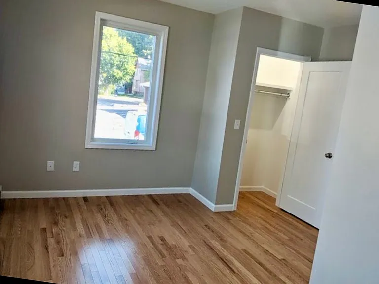 209 N Meadow St — Photo 13