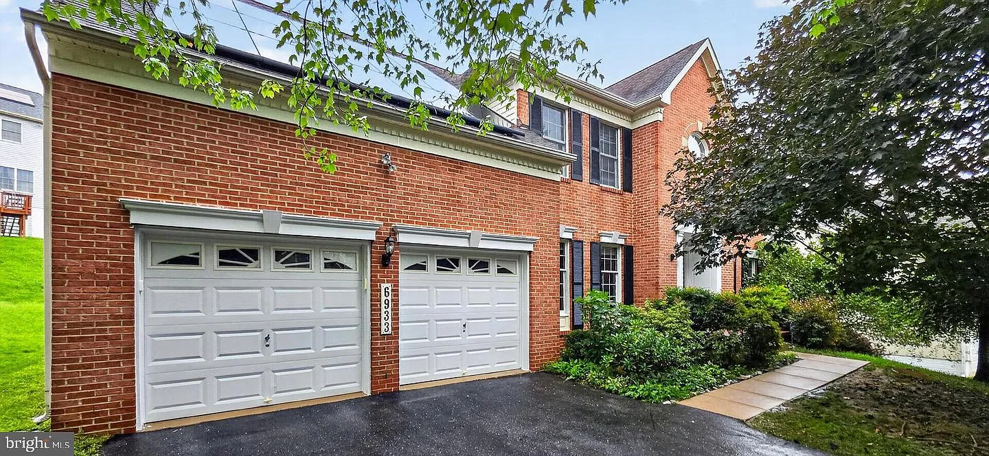 5 bed, 3.5 bath, 3544 sqft, $4,960 — Photo 3