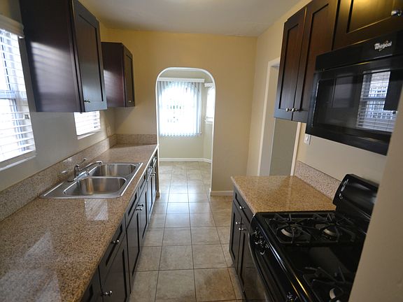 4th image of 1861 W 70th St