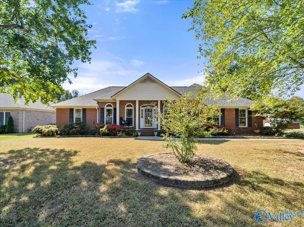 112 Kimberly Lou Blvd, Huntsville, AL 35811