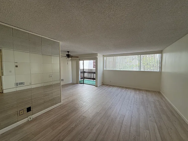 5900 Canterbury Dr #A123 — Photo 5