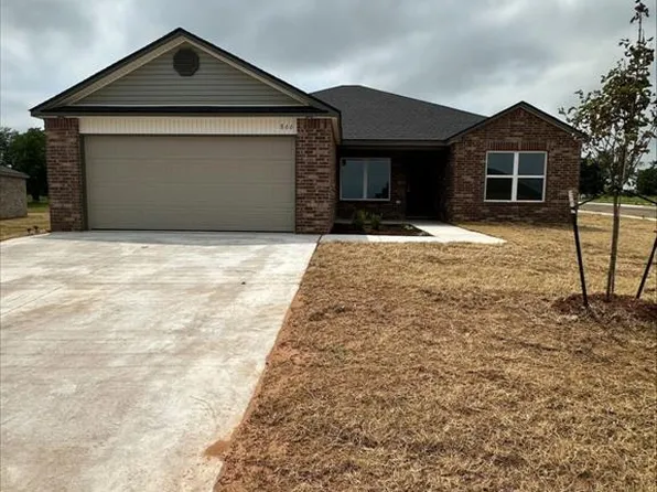 866 SW 11th St, Newcastle, OK 73065
