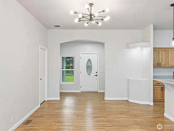4th image of 521 Military Road E
