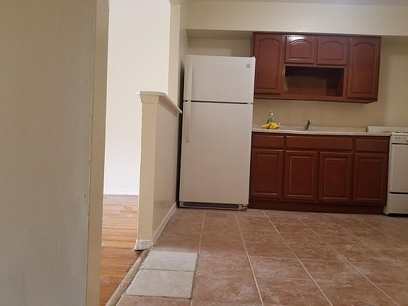 3rd image of 1043 Elder Ave Floor 2