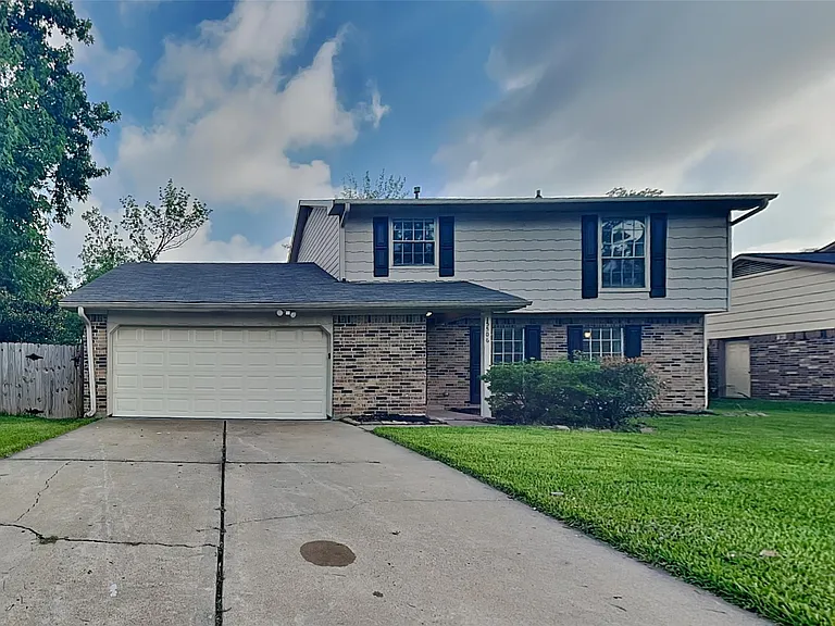 15506 Swan Creek Dr — Photo 1