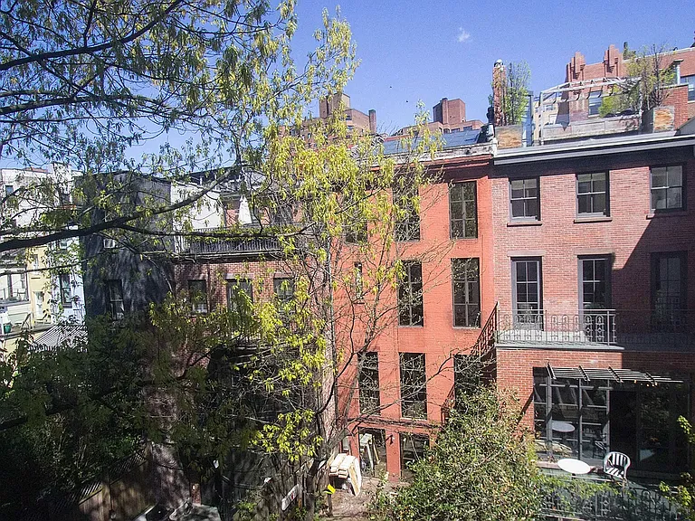 21 Bank St #3R — Photo 7