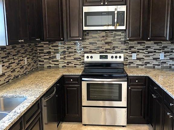 4th image of 505 Delido Way