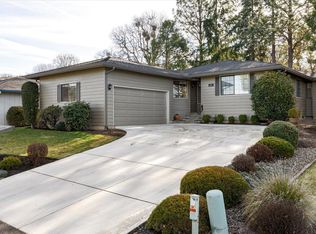 2434 Heritage Way, Medford, OR