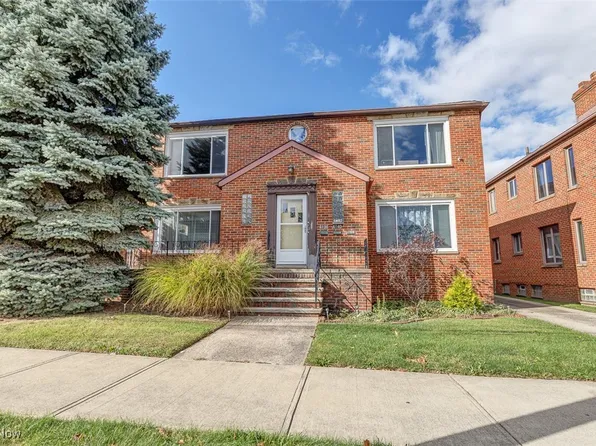 6136 Ridge Rd, Parma, OH 44129