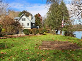 406 Mariner Point Dr, Clinton, TN 37716