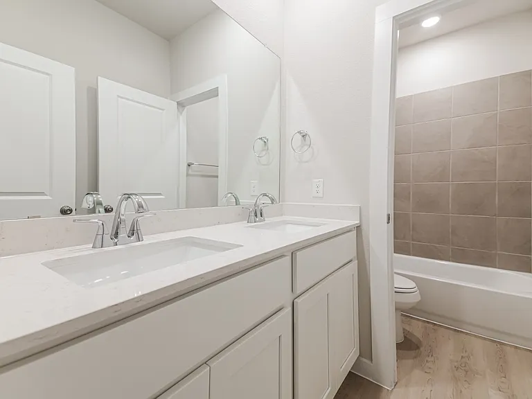 2213 Trailside Dr — Photo 19