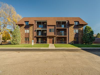 215 W Turnpike Ave, Bismarck, ND, 58501