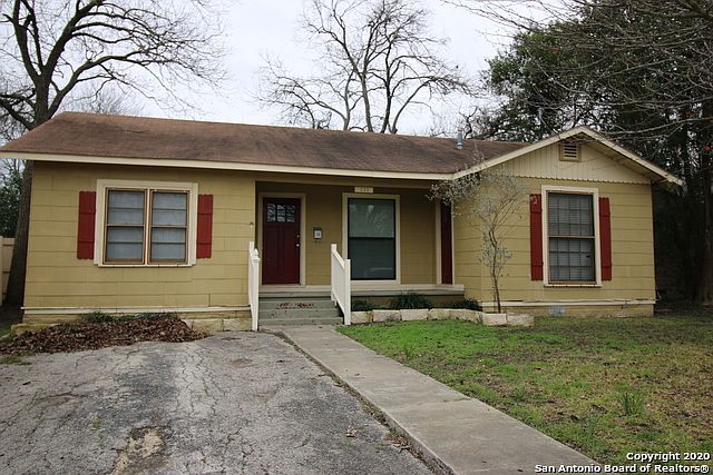 1st image of 535 W Nacogdoches St