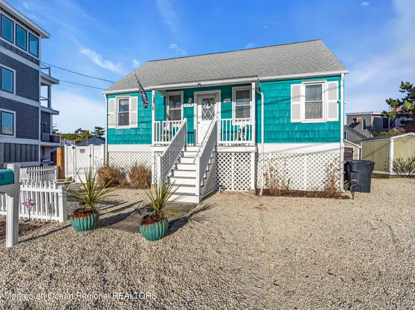 113 Neptune Court, Mantoloking, NJ 08738