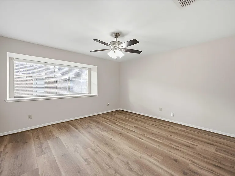 10336 Briar Forest Dr — Photo 14