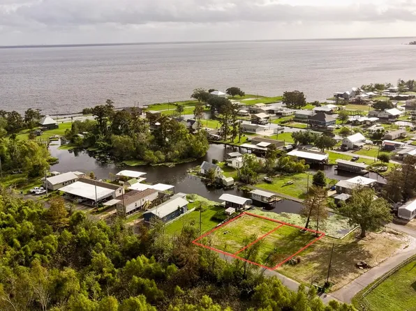 337 Des Allemands Blvd, Vacherie, LA 70090