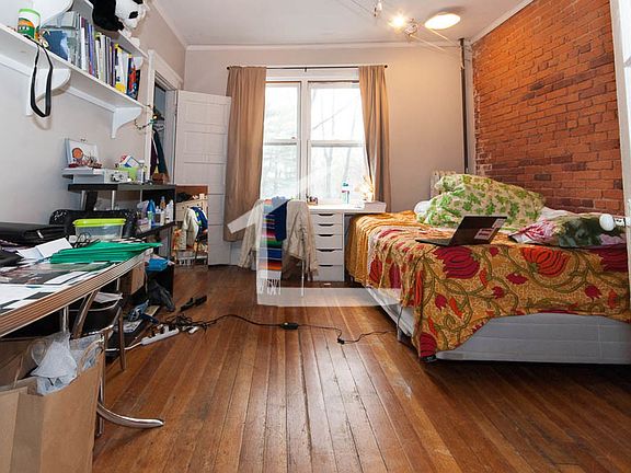 4th image of 7 Colliston Rd #3