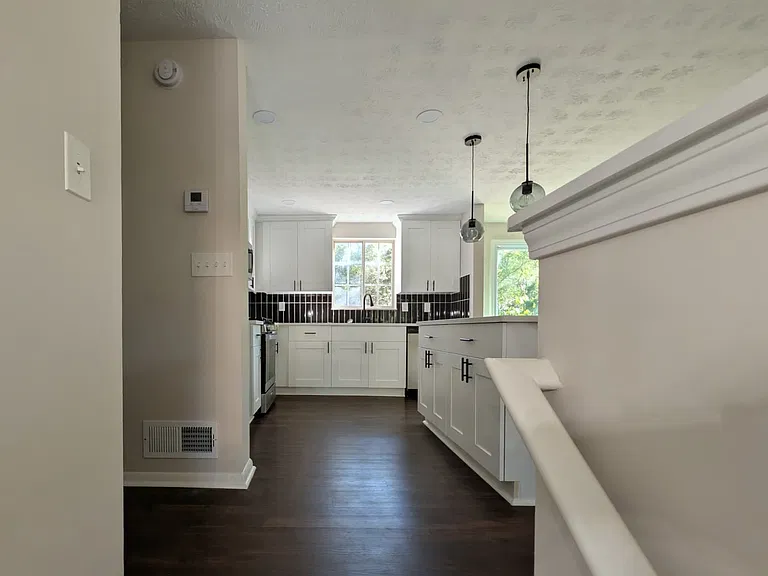 3414 Dearwood Dr SW — Photo 5