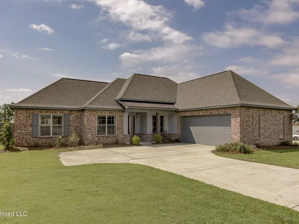 153 Catherine Blvd, Clinton, MS 39056