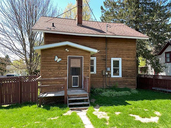 3rd image of 449 7th Ave S #S