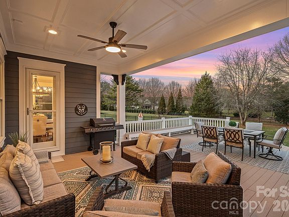 3rd image of 155 Torrence Chapel Rd