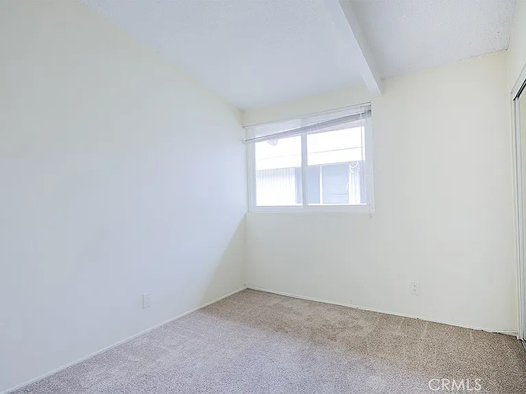5542 Fernhill Cir #B — Photo 18