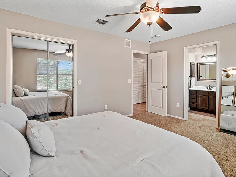 5905 Redstone Mesa Ct — Photo 17