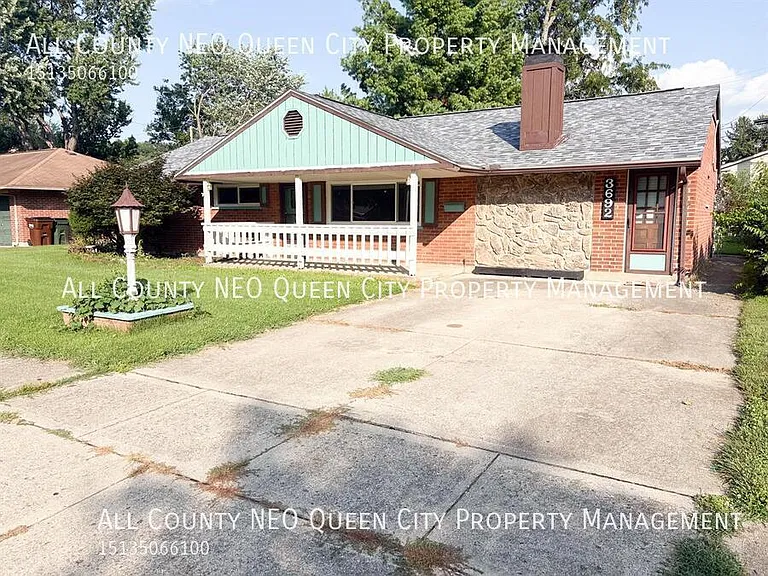 3692 Elmira Dr — Photo 1