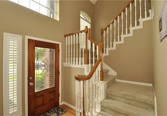 2nd image of 4603 Zachary Ln
