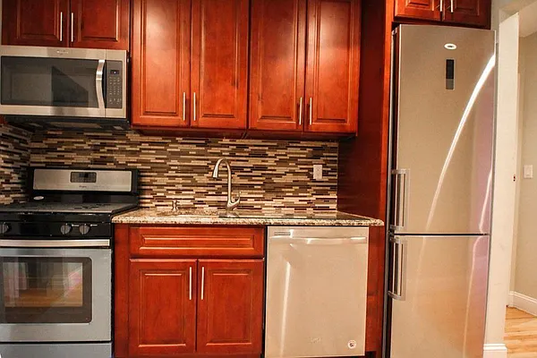 Rented by Hagstrom Management Inc | media 29