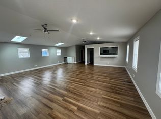 3506 Jersey Ridge Rd, Davenport, IA 52807