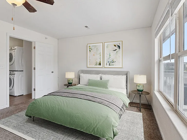 RockView Apartments — Photo 10