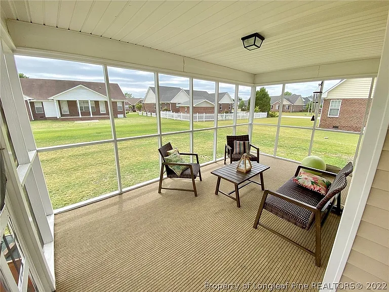 3705 Lockerbie Ct — Photo 46