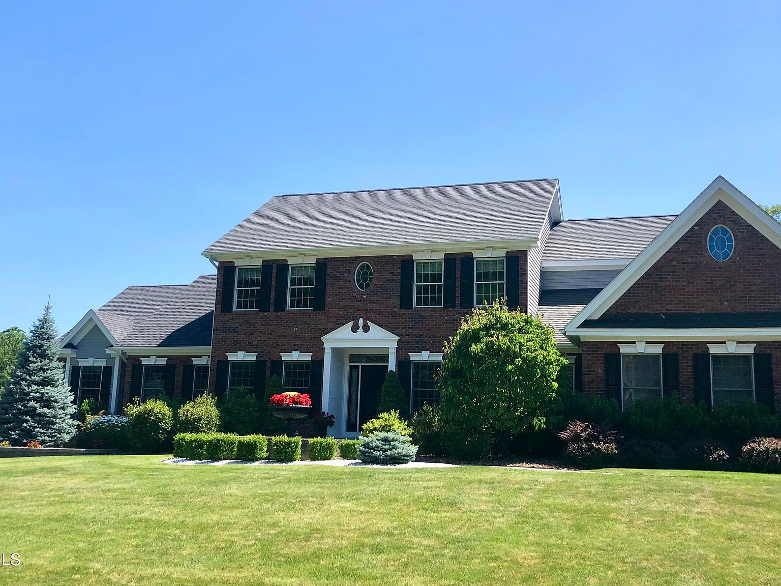 738 Waldens Pond Road, Albany, NY 12203 Zillow