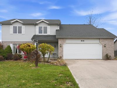 816 Yellow Lake Dr, Fort Wayne, IN, 46804