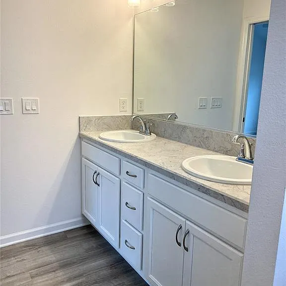 618 Nielsen Pl #618 — Photo 3