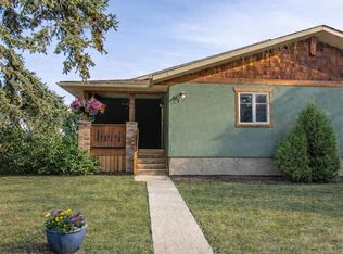 5422 S 49th Ave, Lacombe, AB T4L 1S6