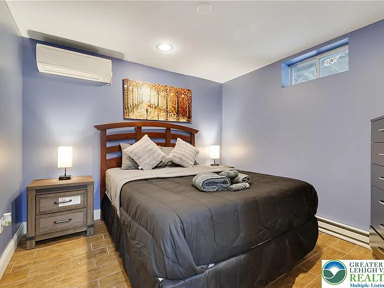 163 Cambridge Ct — Photo 37