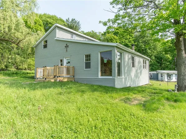 46946 Dingman Point Rd, Alexandria Bay, NY 13607