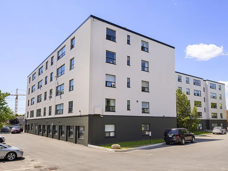 1050 Castlefield Ave #105 — Photo 8