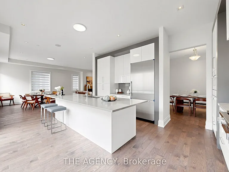 32 Conger St — Photo 9