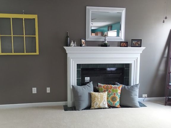 3rd image of 3316 Weller Dr