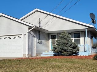 3168 Pillon Rd, Muskegon, MI 49445