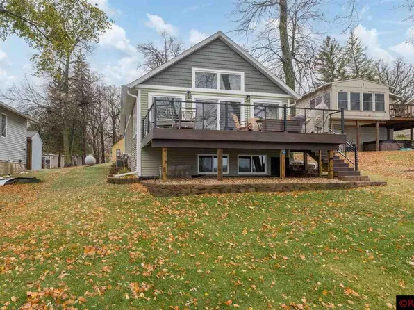 10 Shoreview Ln, Winnebago, MN 56098