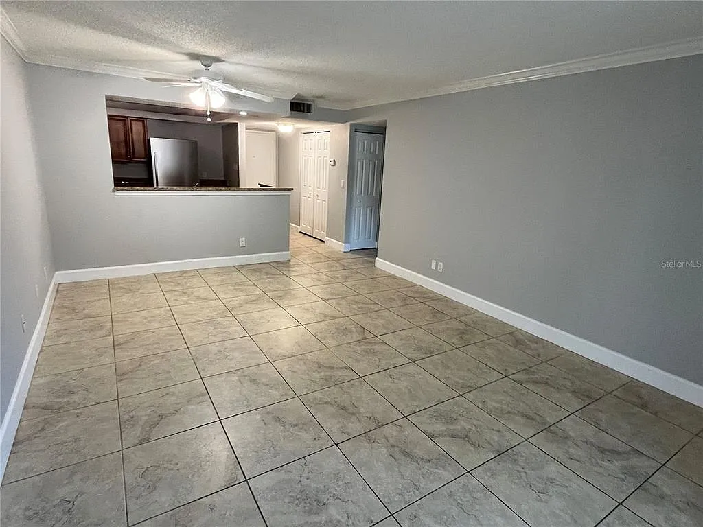 2755 Coconut Bay Ln — Photo 4