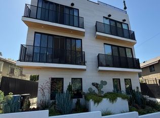 966 Sanborn Ave #B, Los Angeles, CA 90029